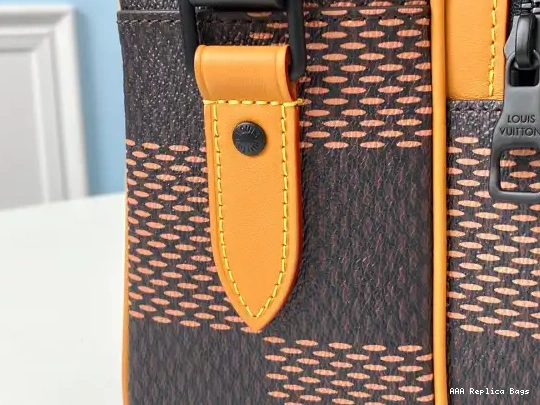 Aaa replica ru MESSAGER VUITTON BAG LOUIS 0629